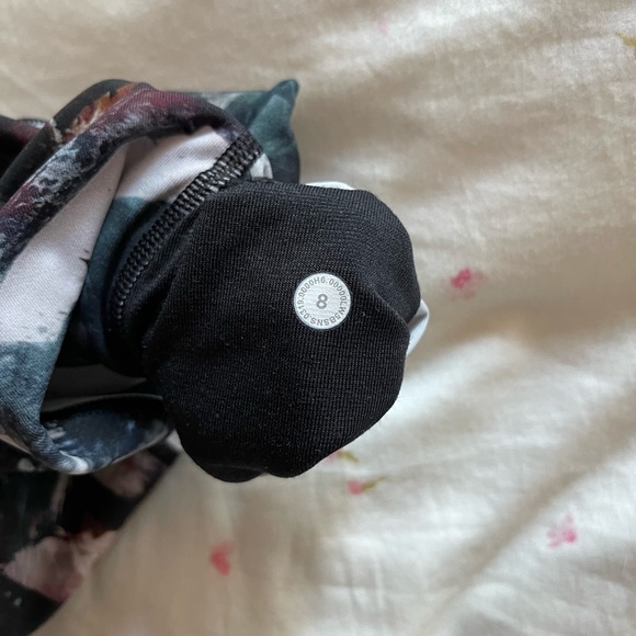 Lululemon wunder under size 8 - Starlight Glacier Multi - Picture 2 of 2